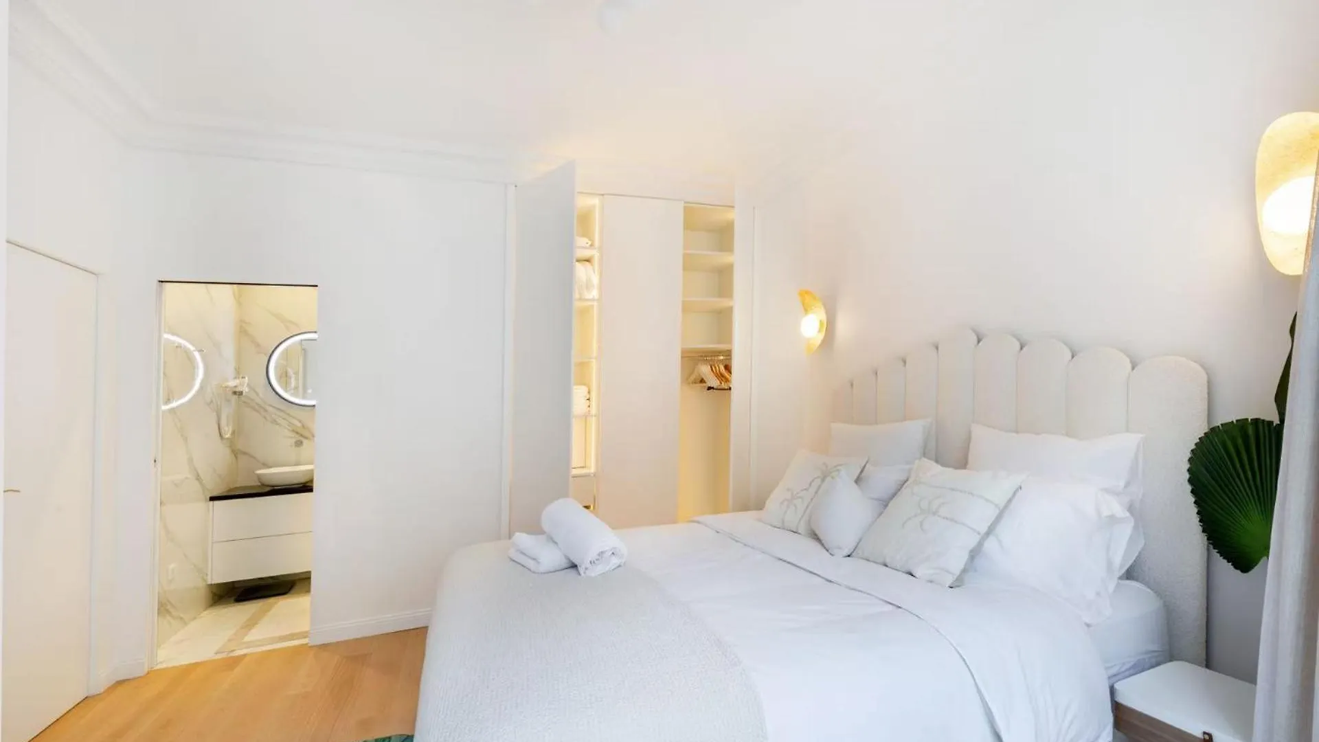 公寓 Appartement De Luxe Triangle D'Or Pres Des Champs Elysees 巴黎