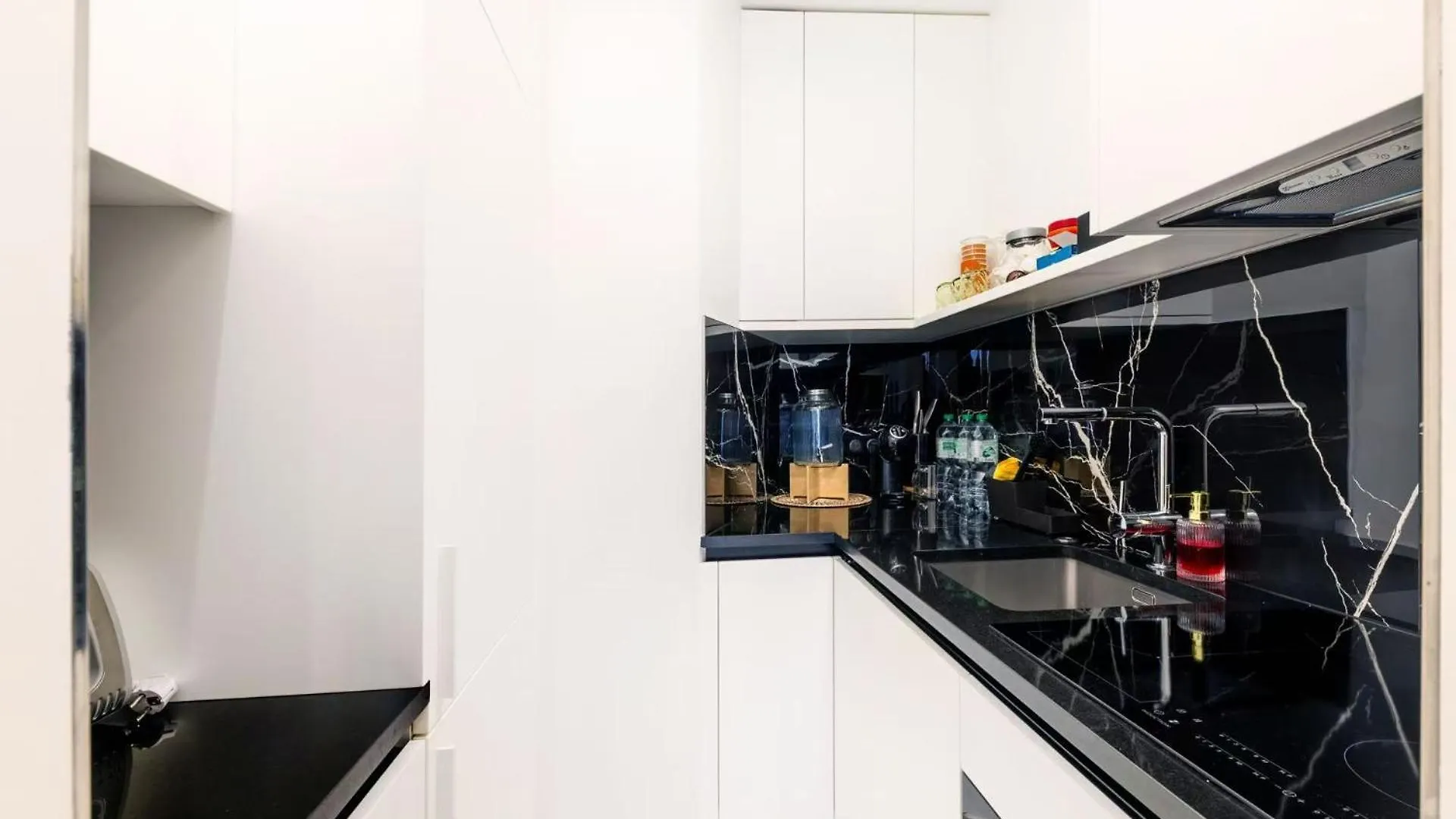Appartement De Luxe Triangle D'Or Pres Des Champs Elysees 巴黎